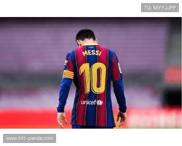 巴萨更衣室赛后庆祝，拉波尔塔现身激励球队